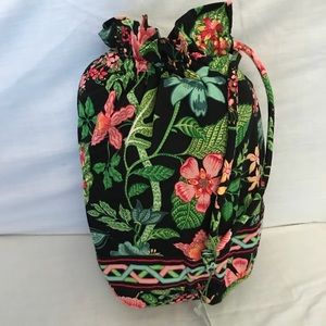 NWT Vera Bradley Ditty Bag in Retired Botanica